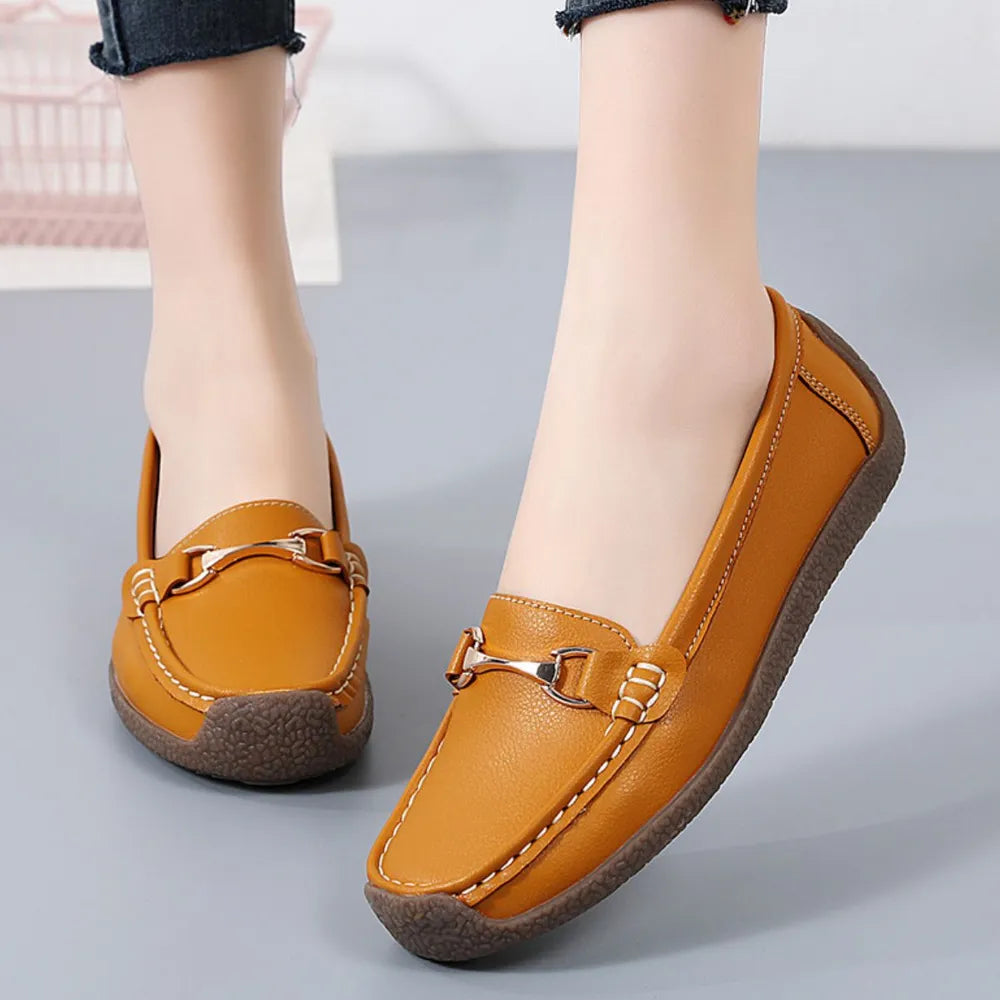 Spring and summer bean shoes for women's mothers comfortable flat and casual maternity shoes