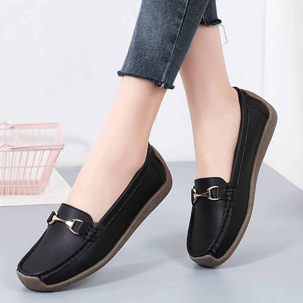 Spring and summer bean shoes for women's mothers comfortable flat and casual maternity shoes